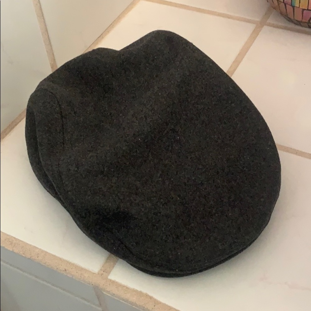 Men’s Cremieux size XL hat never worn $20